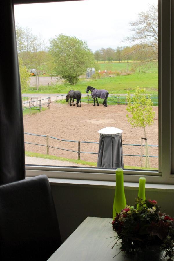 Manege Sanninghoeve B&B 우데가 외부 사진